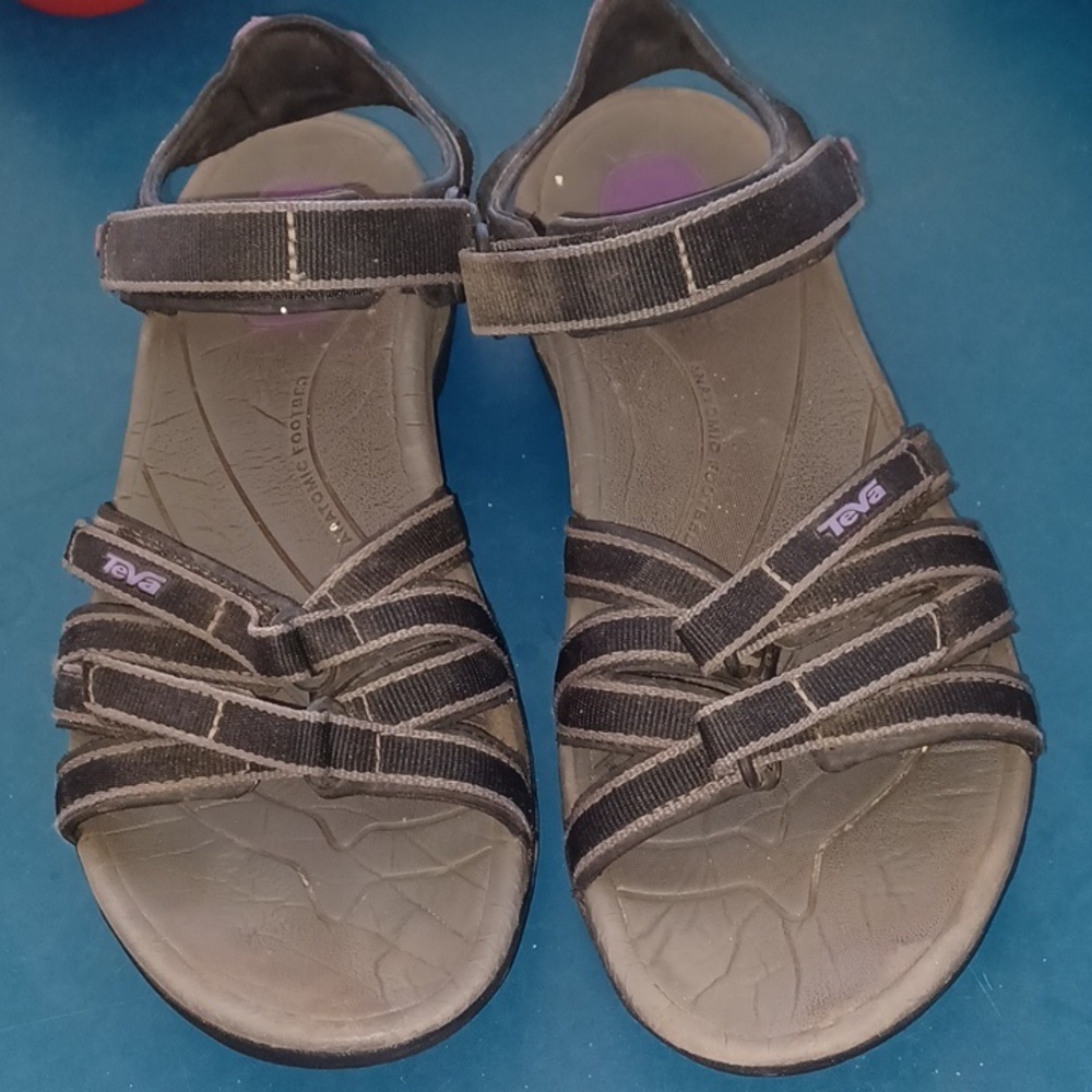 Teva Tirra Sandals, black, size 8